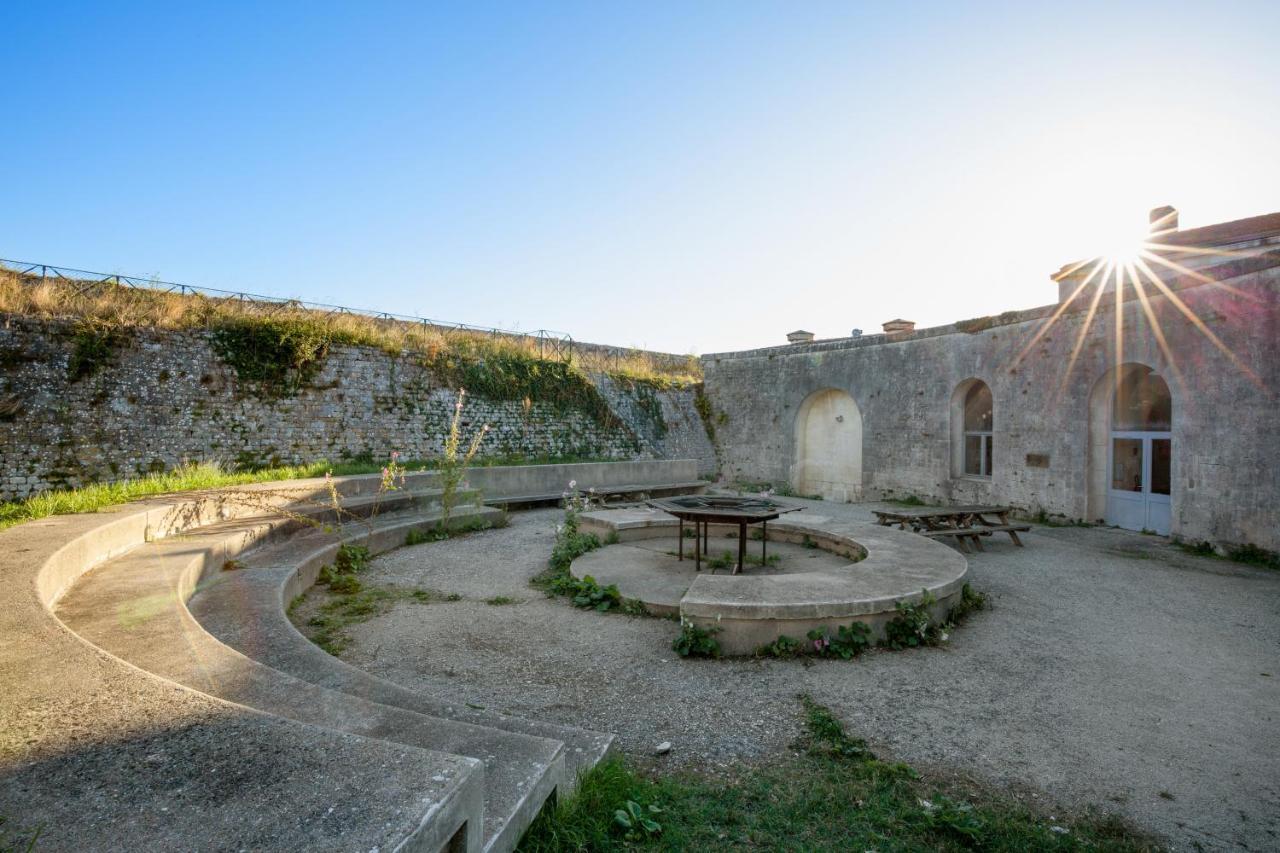 Residence Pierre & Vacances Le Fort De La Rade Île dʼAix Екстериор снимка