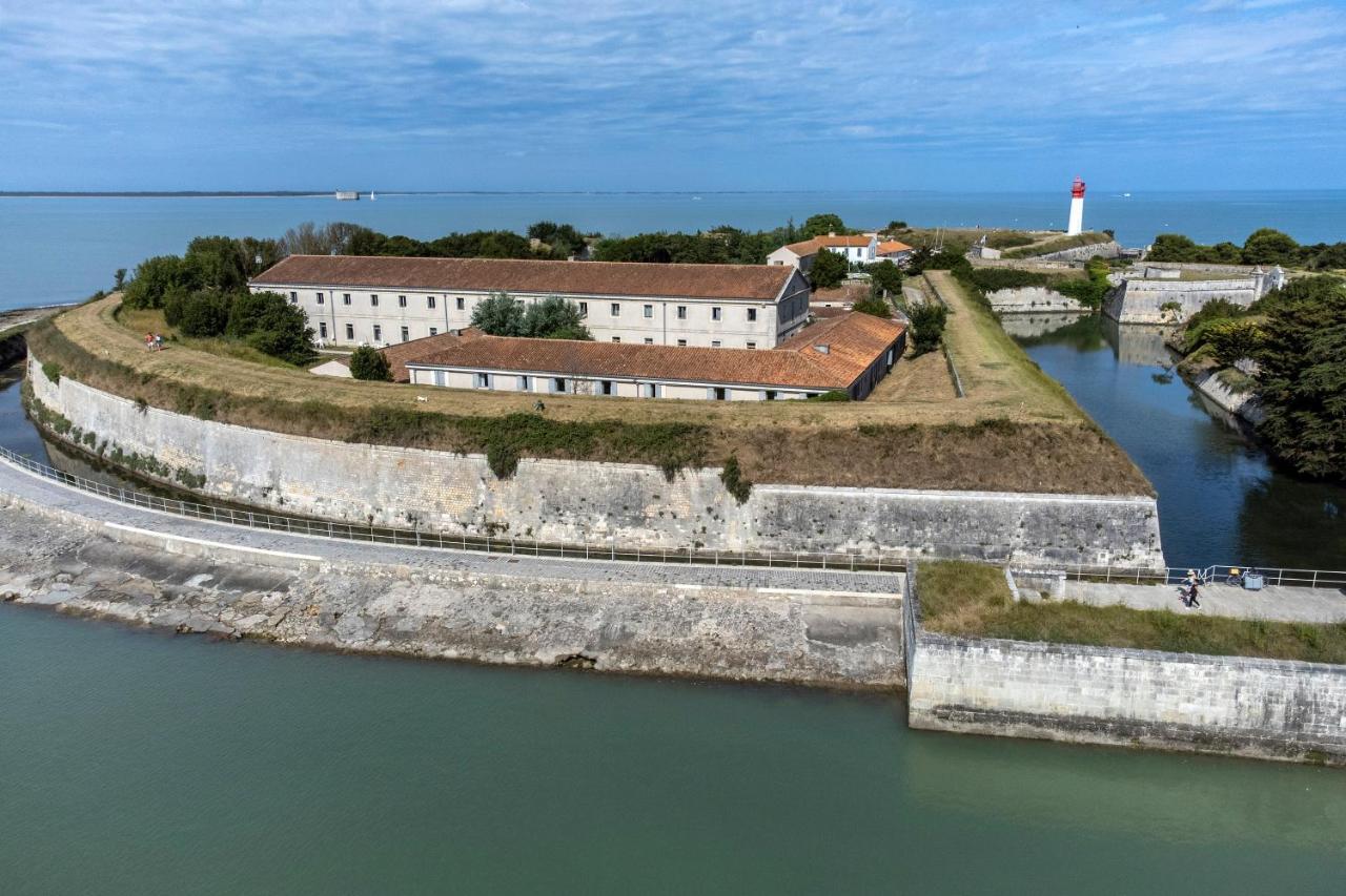 Residence Pierre & Vacances Le Fort De La Rade Île dʼAix Екстериор снимка