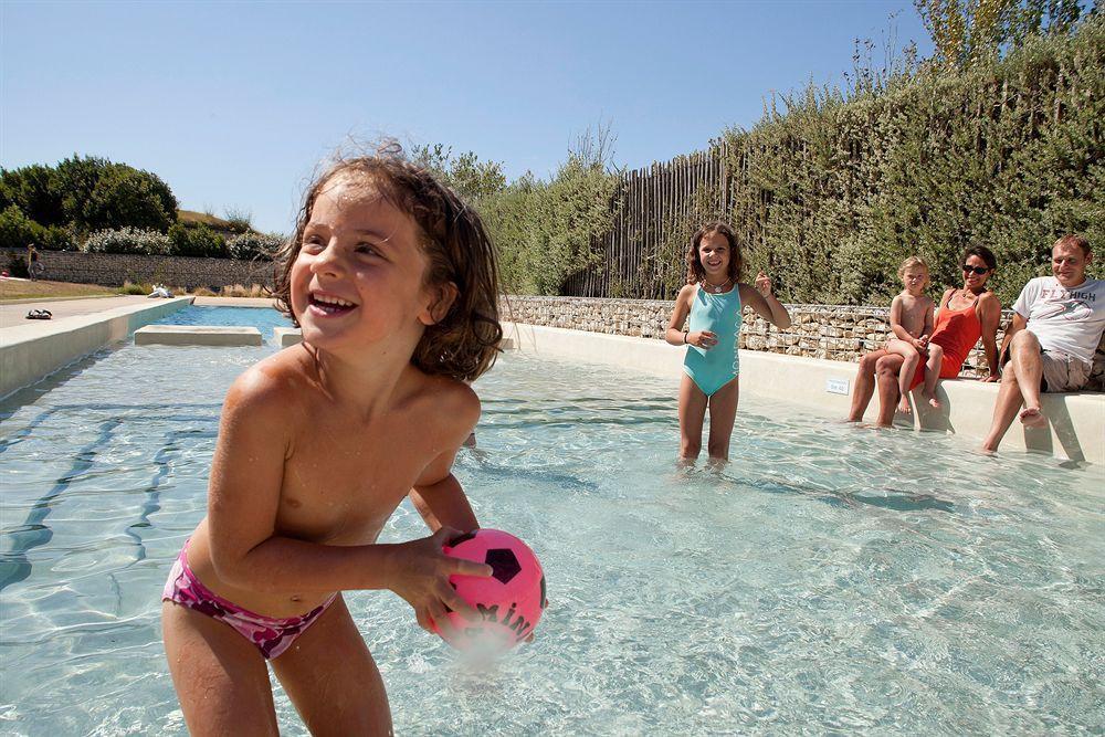 Residence Pierre & Vacances Le Fort De La Rade Île dʼAix Екстериор снимка