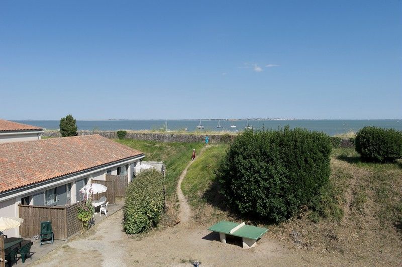 Residence Pierre & Vacances Le Fort De La Rade Île dʼAix Екстериор снимка