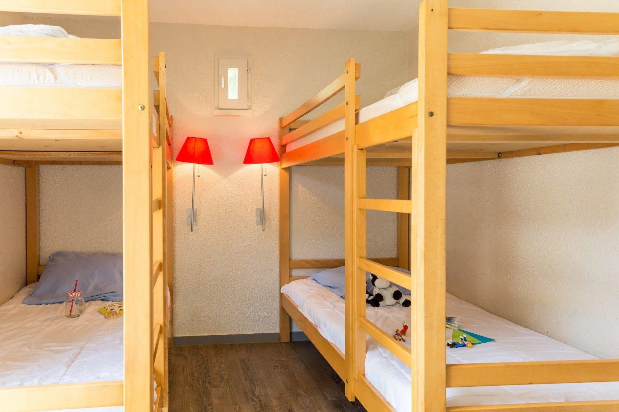 Residence Pierre & Vacances Le Fort De La Rade Île dʼAix Екстериор снимка
