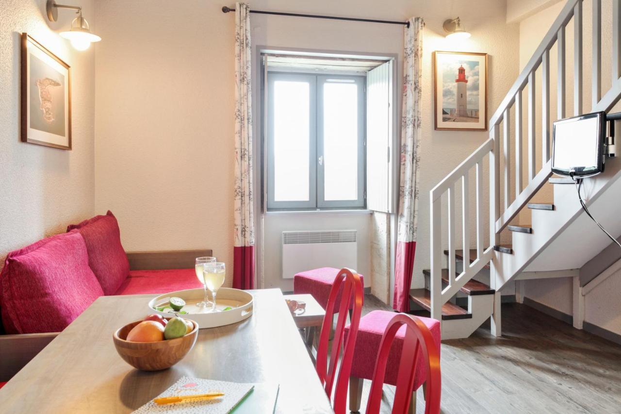 Residence Pierre & Vacances Le Fort De La Rade Île dʼAix Екстериор снимка